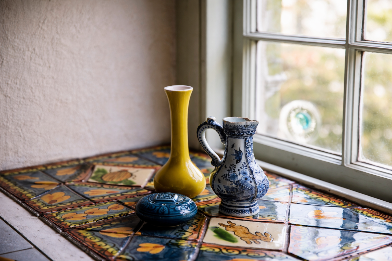 Vintage Pottery & Collectibles | Kernow Furniture