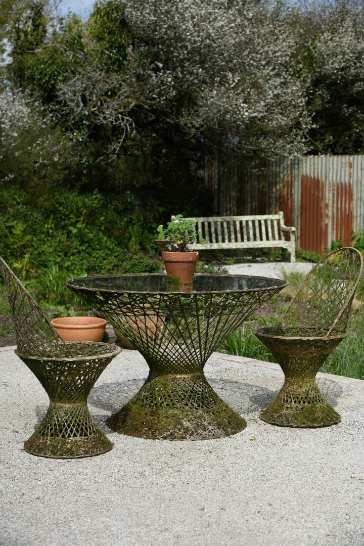 Russell Woodard Style Vintage Fibreglass Garden Table & 2 Chairs