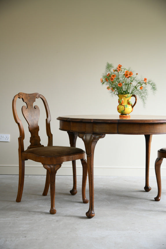 Early 20th Century Walnut Dining Table