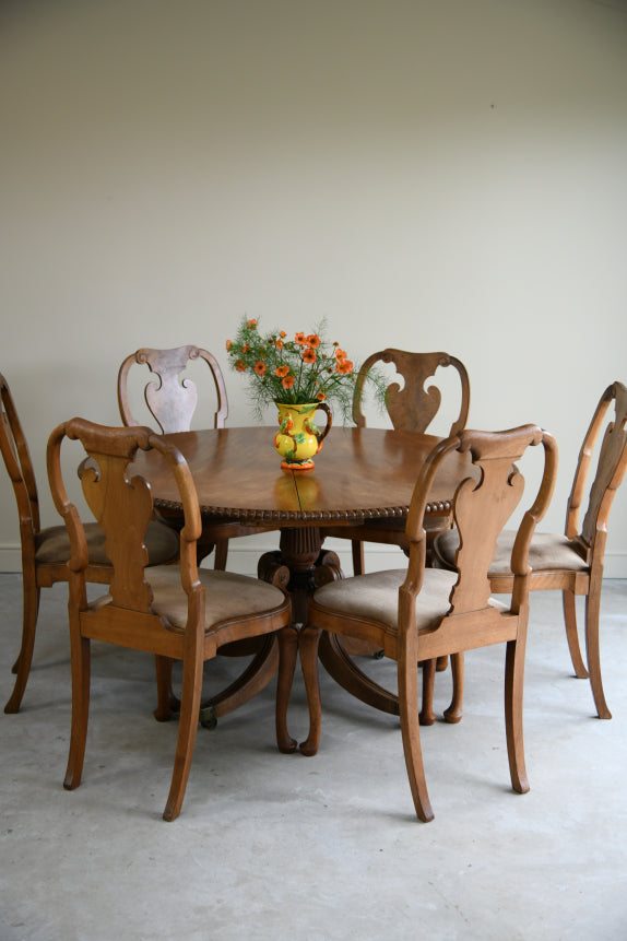 Early 19th Century Mahogany Tilt Top Table