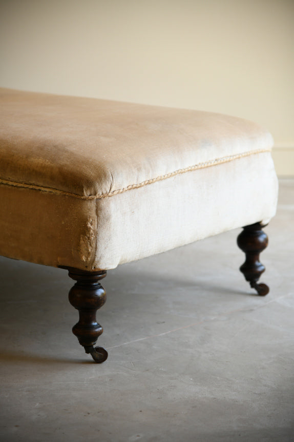 Antique Victorian Upholstered Chaise Longue Day Bed