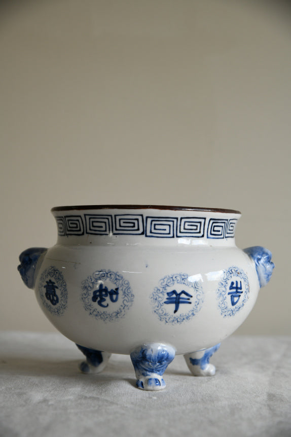 Blue & White Chinese Pot