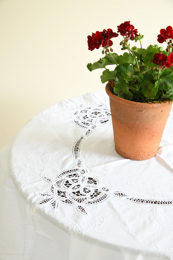 Round Vintage White Cotton Tablecloth