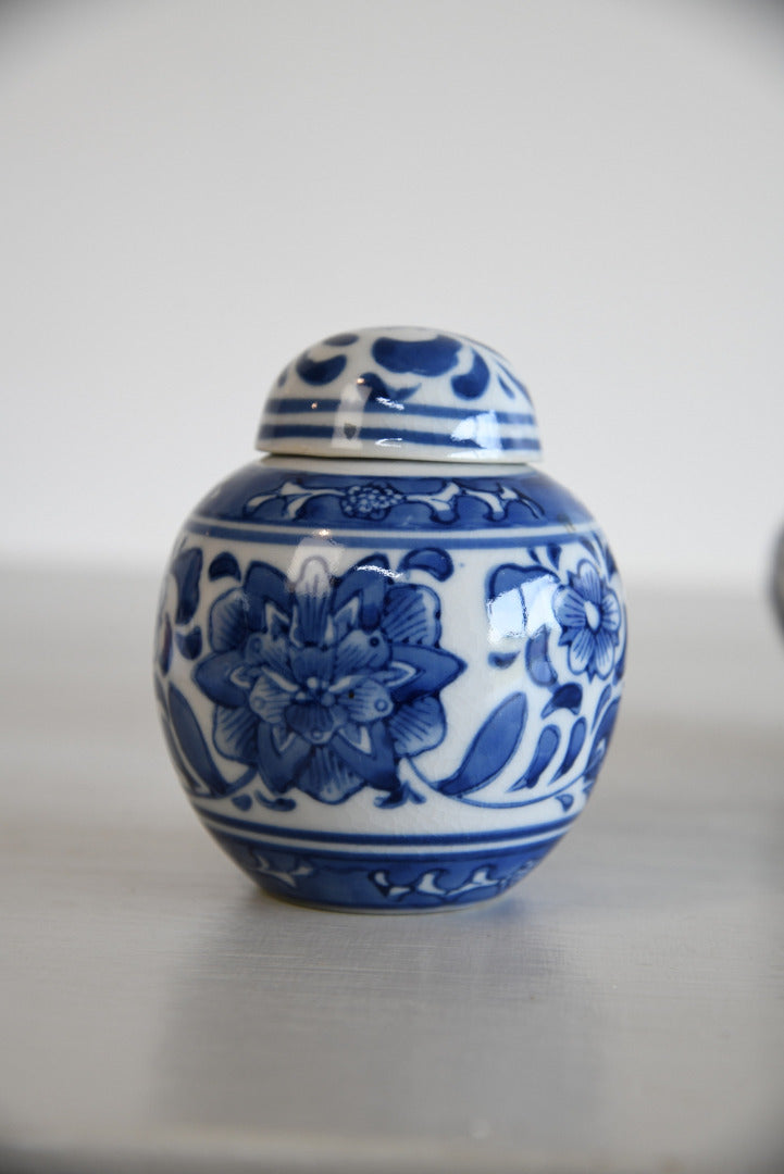 3 Vintage Chinese Jars