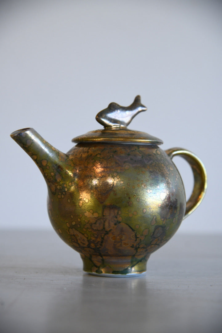 Oriental Gold Teapot Fish Handle
