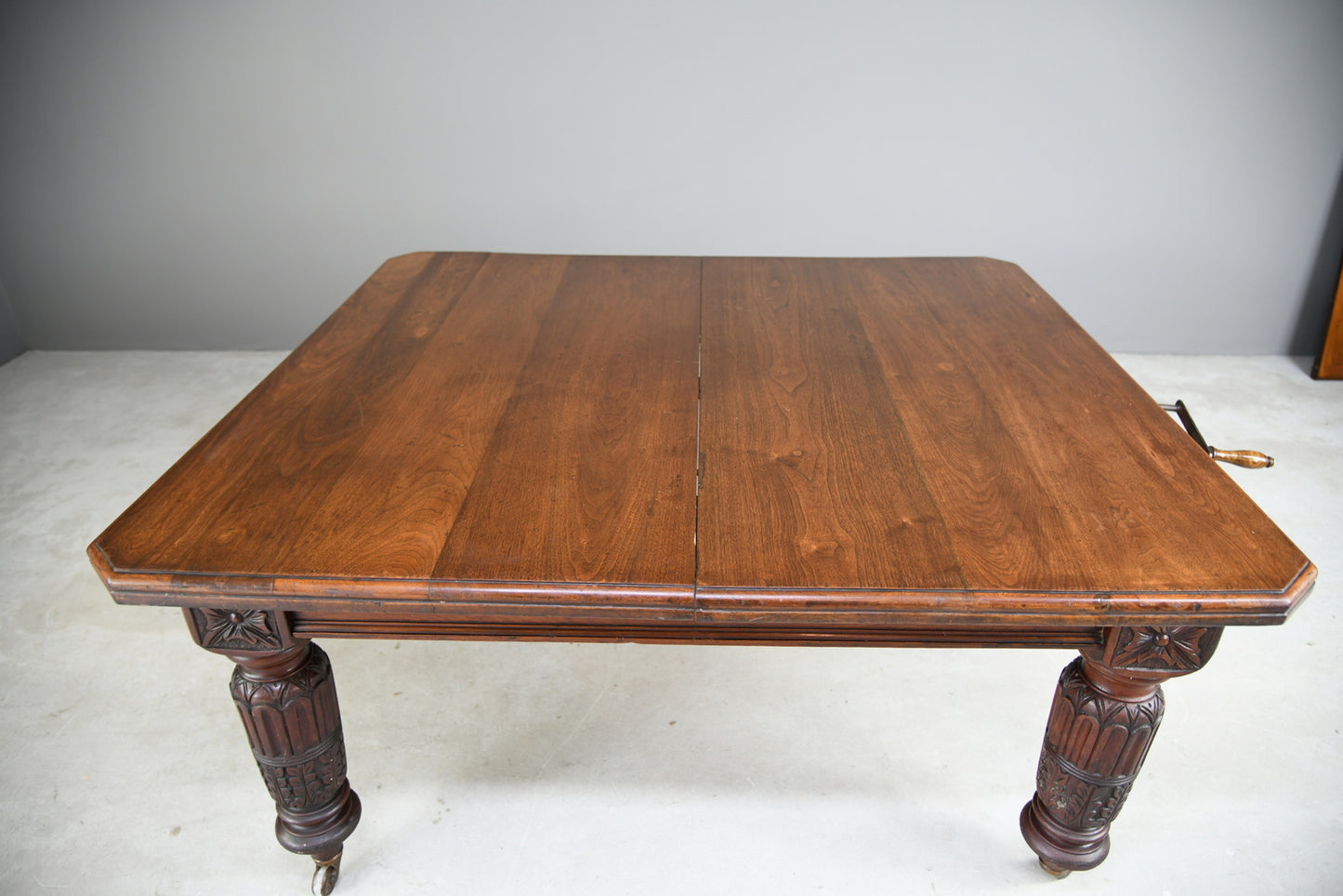 19th Century Walnut Extending Dining Table