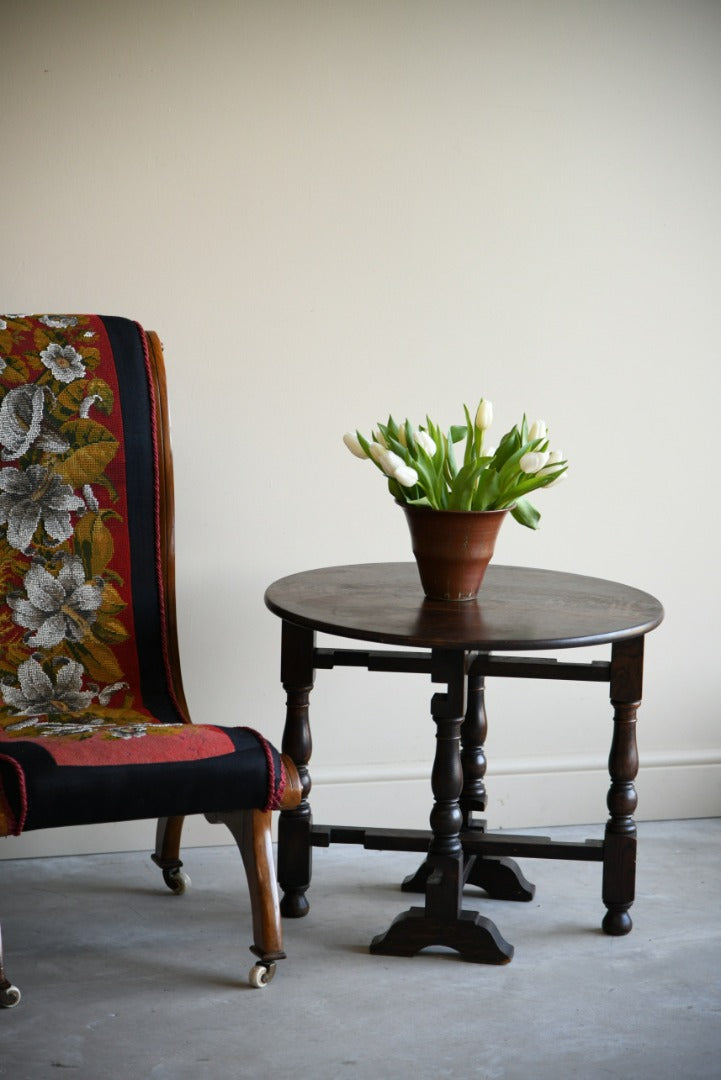 Round Oak Coffee Table