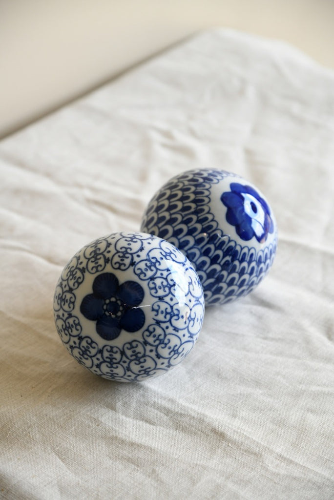 Pair Blue and White Carpet Balls
