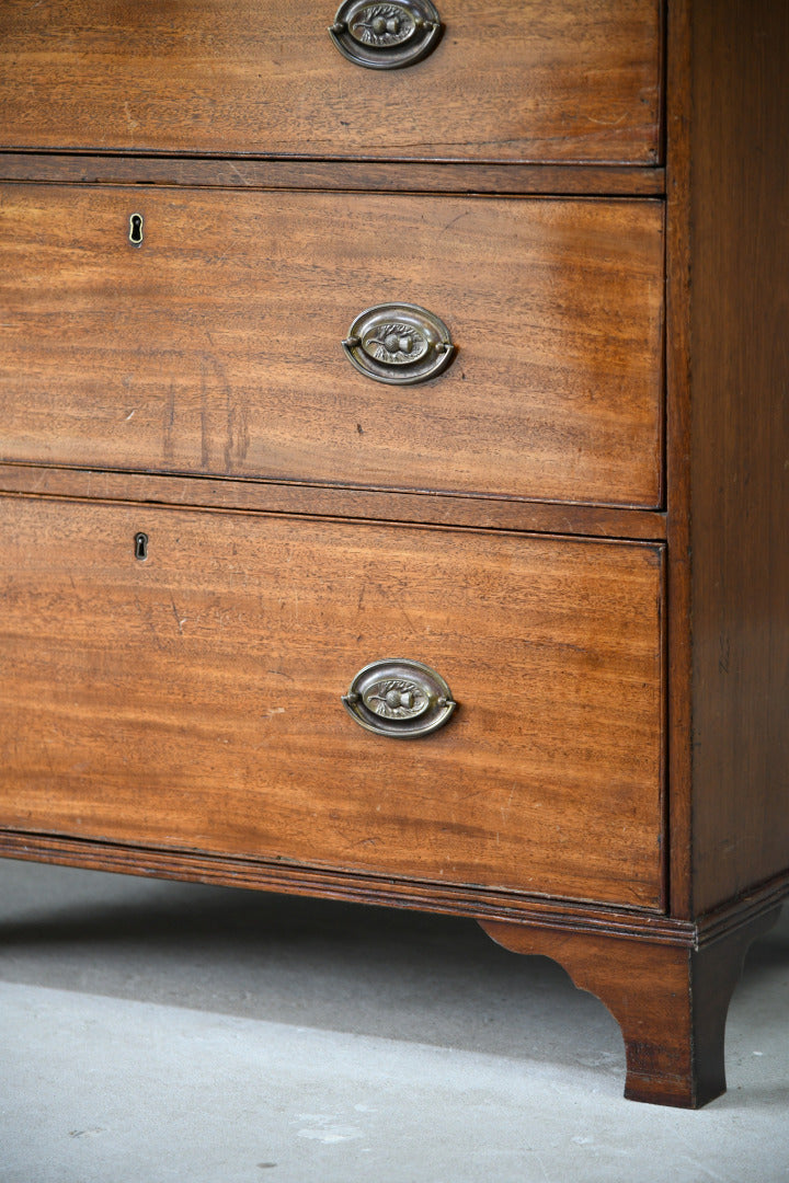 Antique Mahogany Chest of Drawers