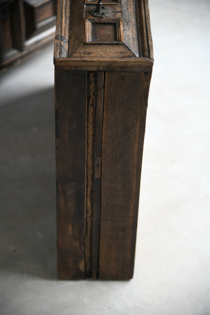 Oak Chest of Drawers