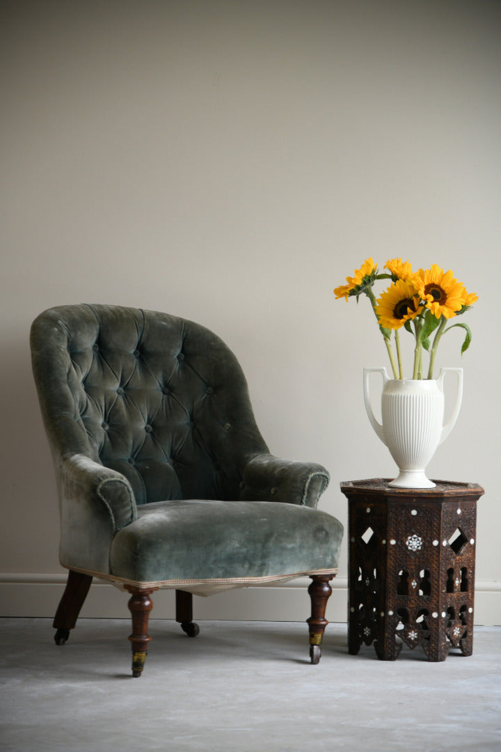 Antique Button Back Nursing Bedroom Chair – Kernow Furniture