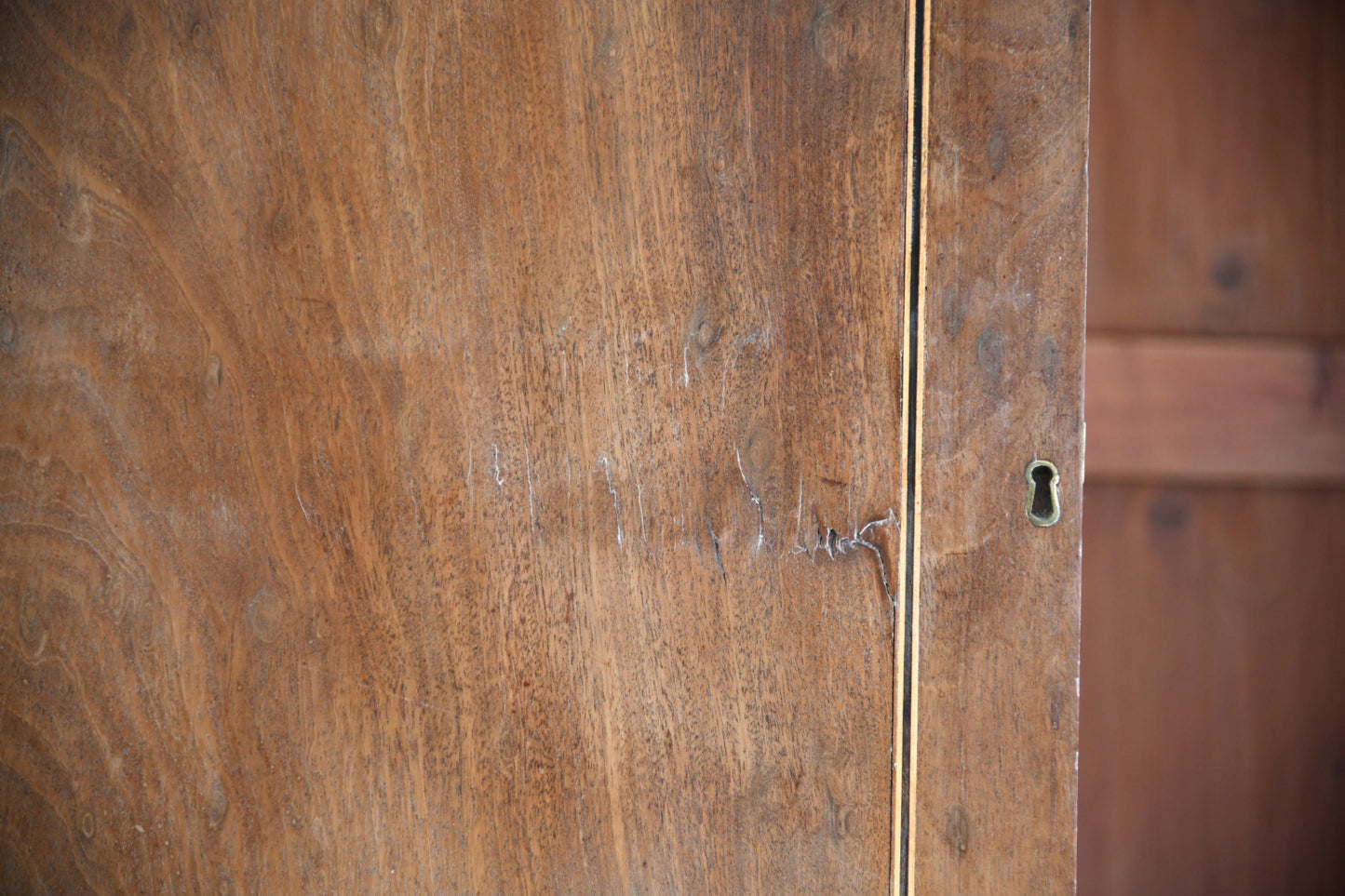 Regency Mahogany Linen Press