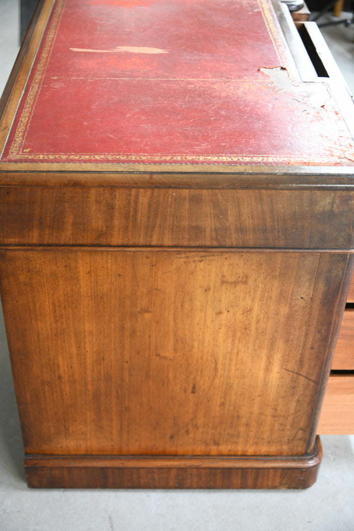 Antique Mahogany Twin Pedestal Desk