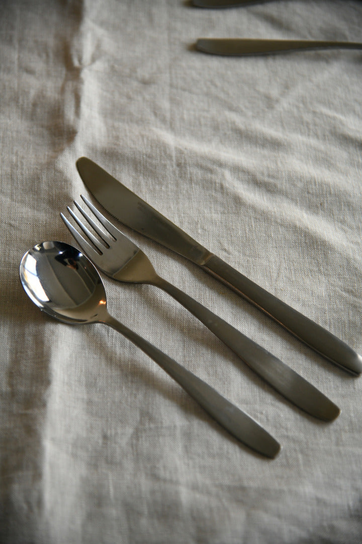 6 Place Setting Viners Cutlery