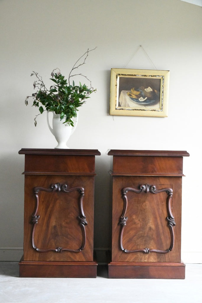 Pair Victorian Mahogany Pedestals
