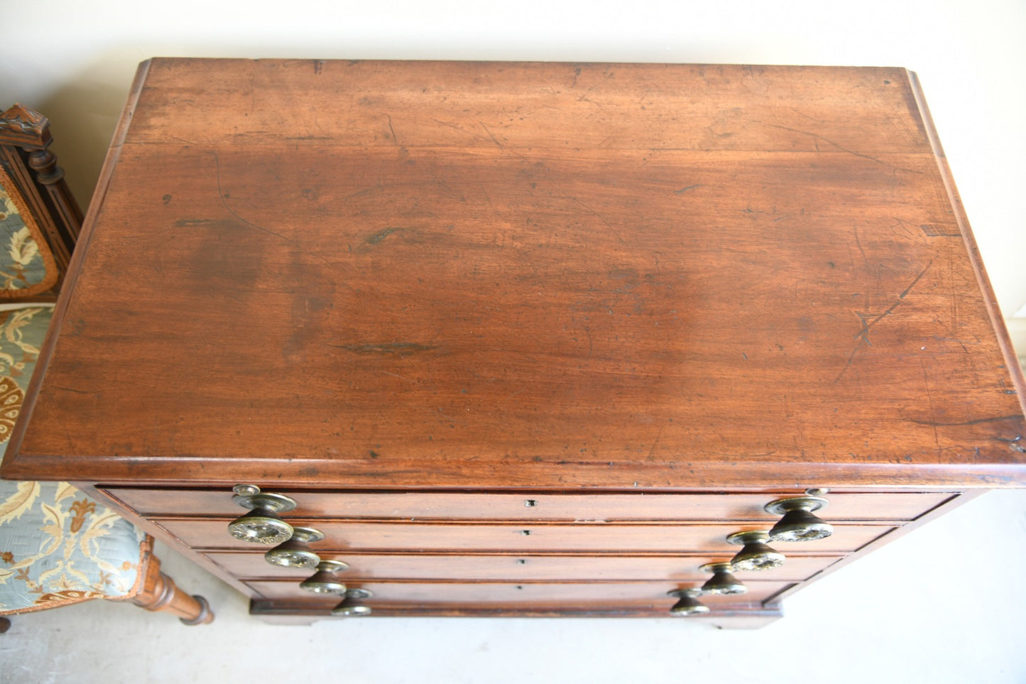 Georgian Chest of Drawers