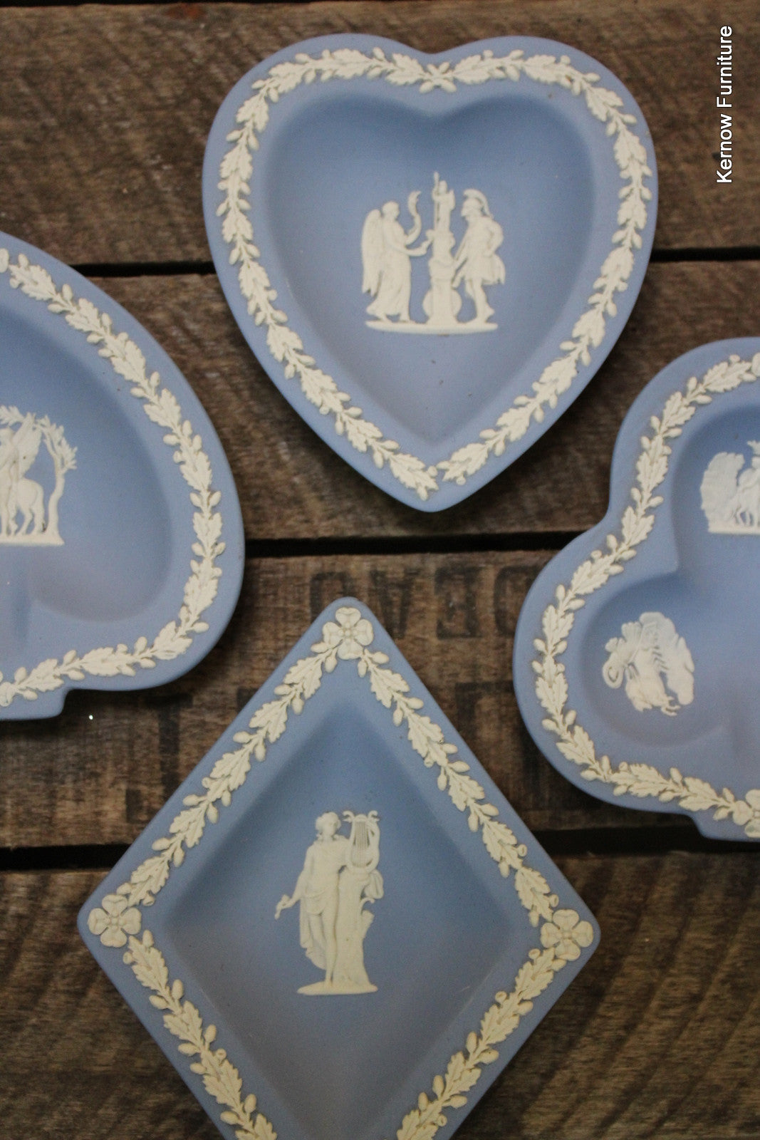 Wedgwood Jasperware Bridge Set - Kernow Furniture
