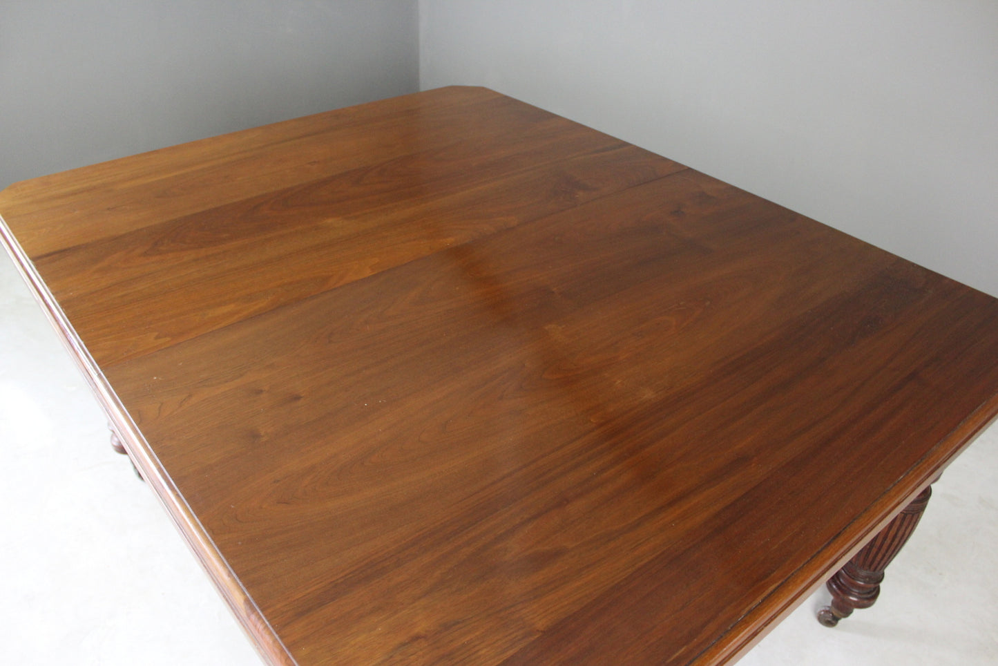 Antique Walnut Extending Dining Table - Kernow Furniture