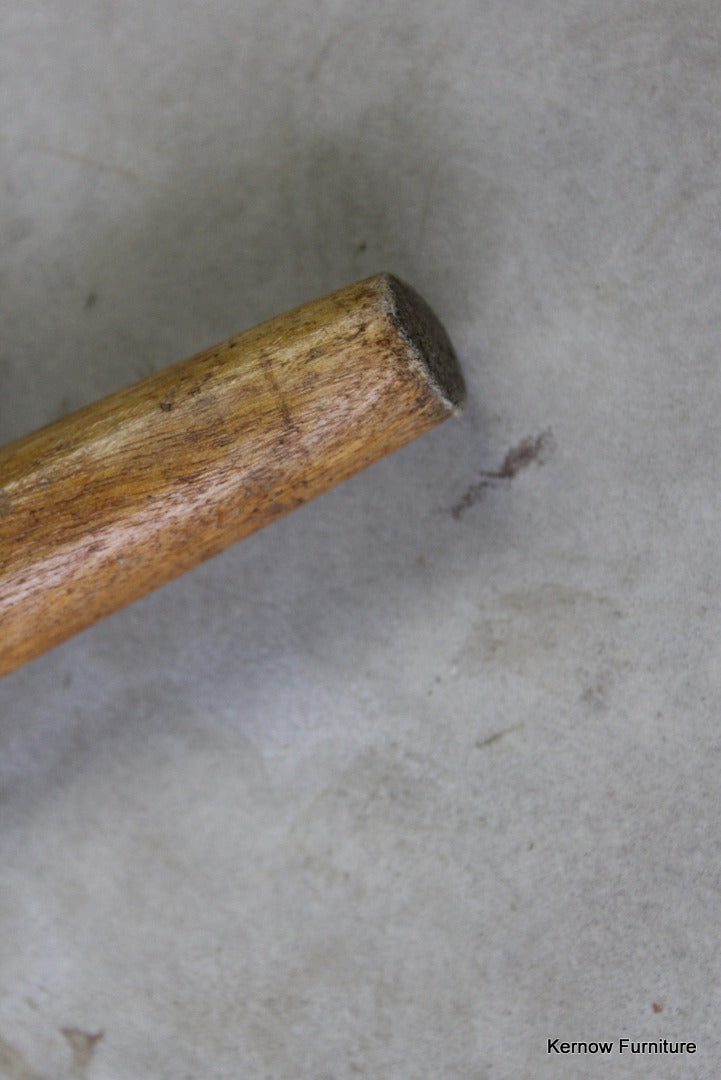 Geometric Carved Walking Cane - Kernow Furniture