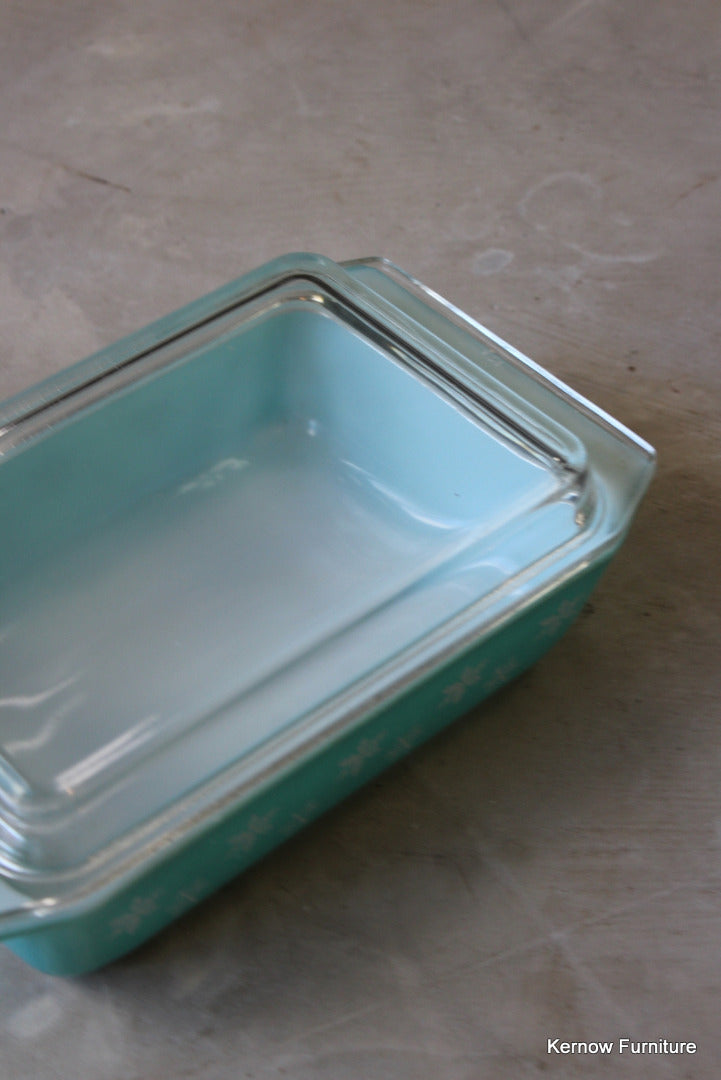 Blue Rectangular Pyrex Casserole Dish - Kernow Furniture