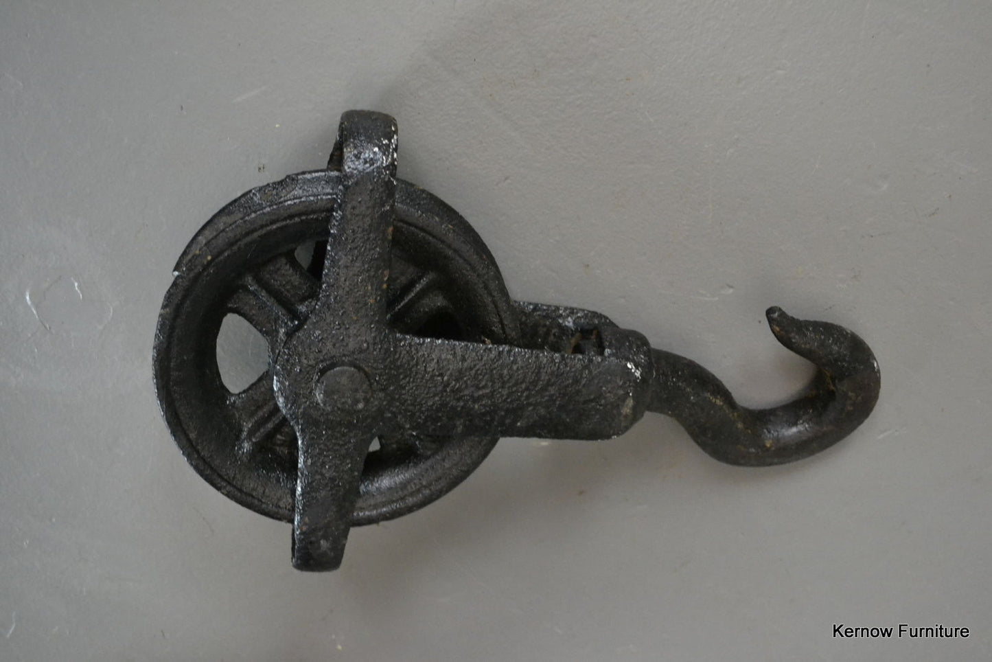 Large Vintage Cast Iron Pulley - Kernow Furniture