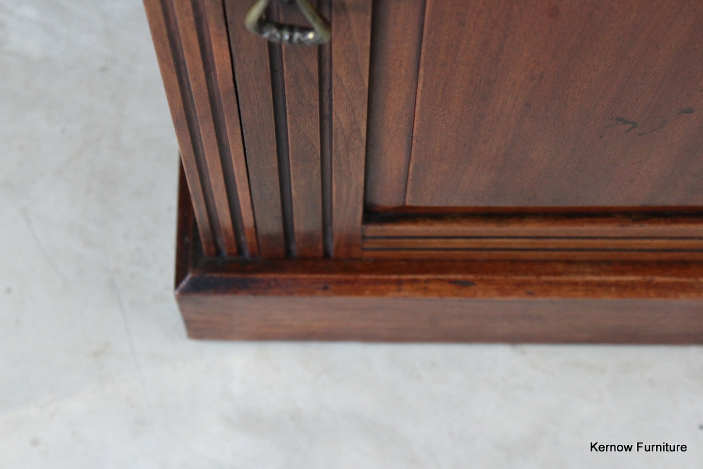 Edwardian Mahogany Pot Cupboard - Kernow Furniture