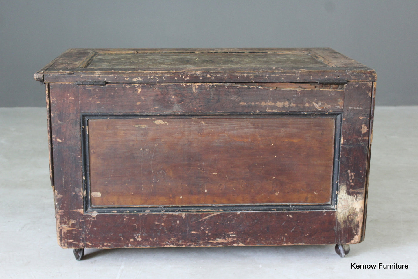 Rustic Stained Pine Storage Chest - Kernow Furniture