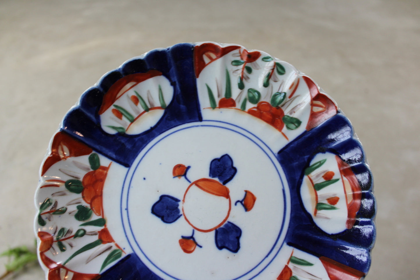 Single Imari Oriental Plate - Kernow Furniture