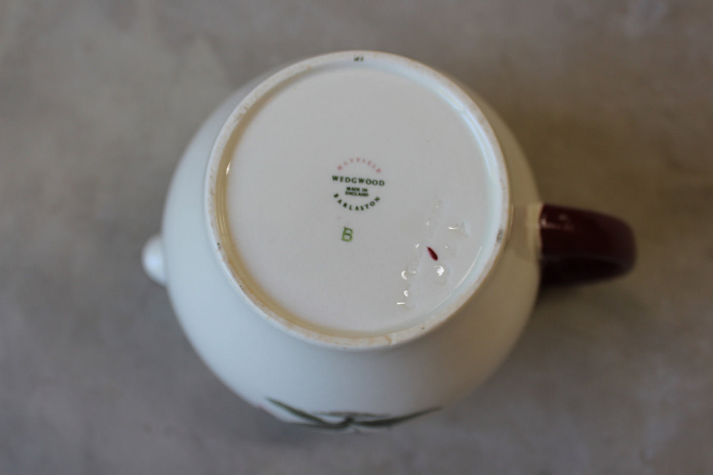 Wedgwood Mayfield Jug - Kernow Furniture