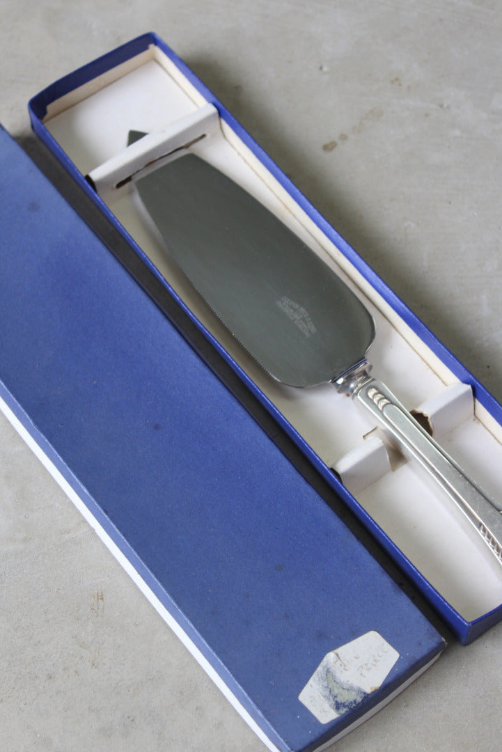 Cooper Bros & Sons Cake Slice - Kernow Furniture