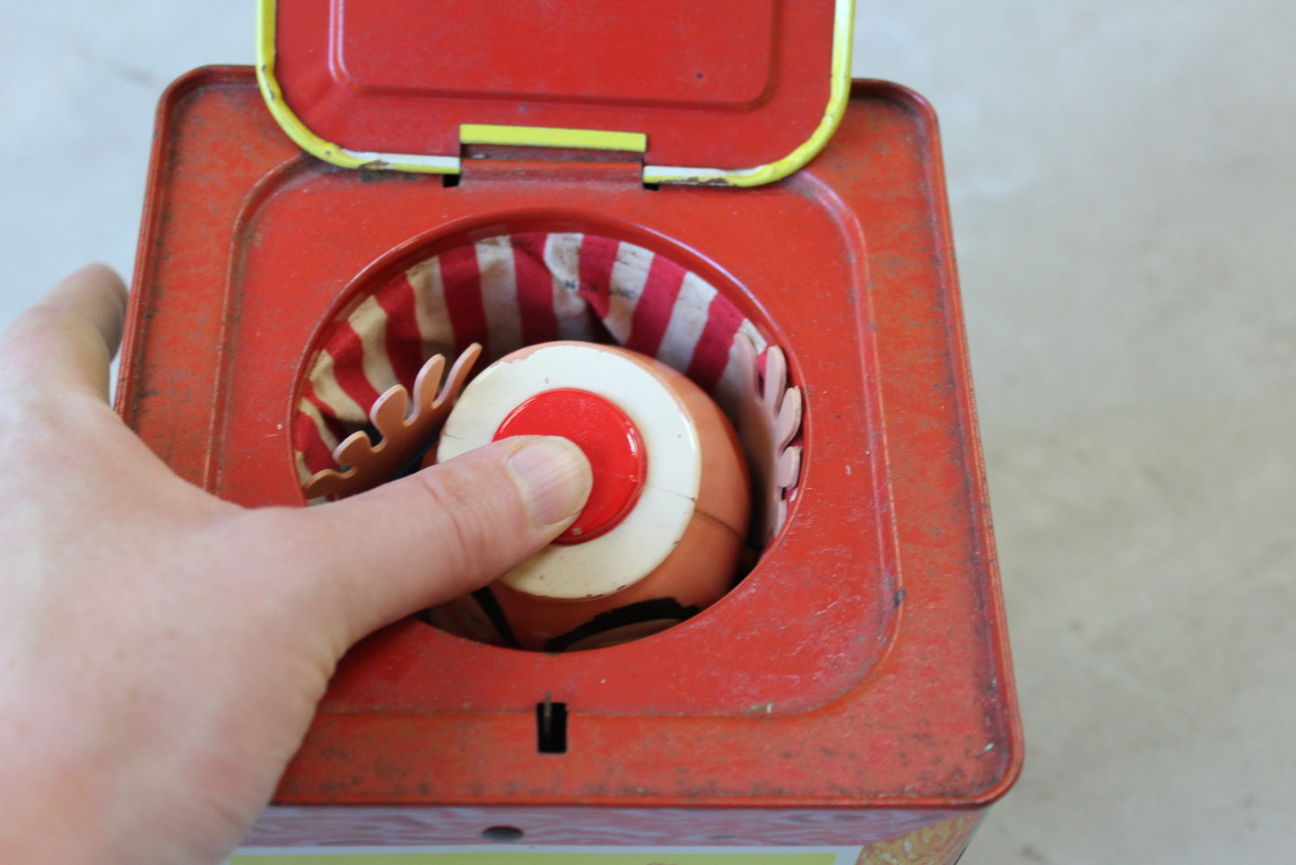 Matty Mattel Clown Jack In Box - Kernow Furniture