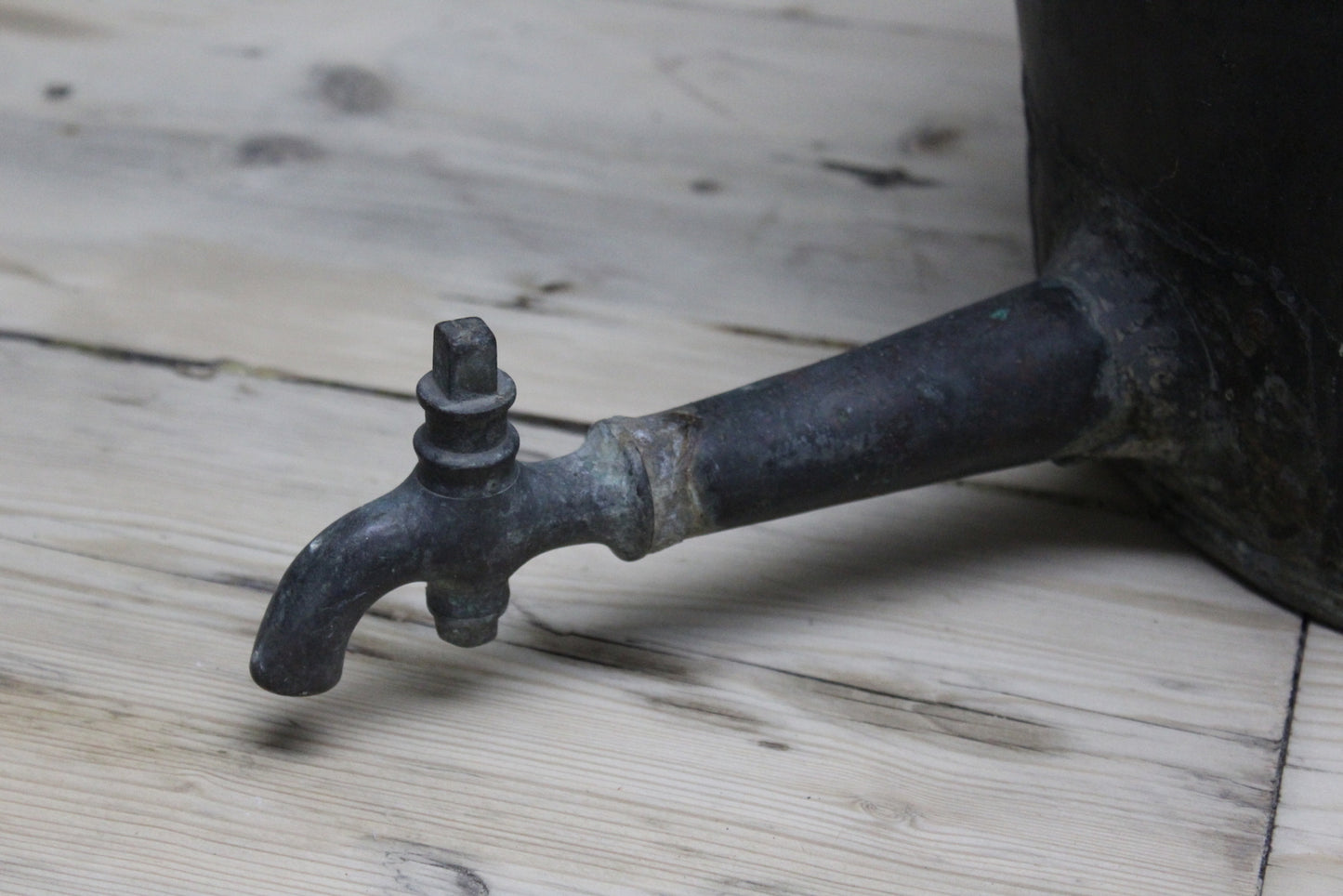 Antique Open Fire Copper Kettle - Kernow Furniture