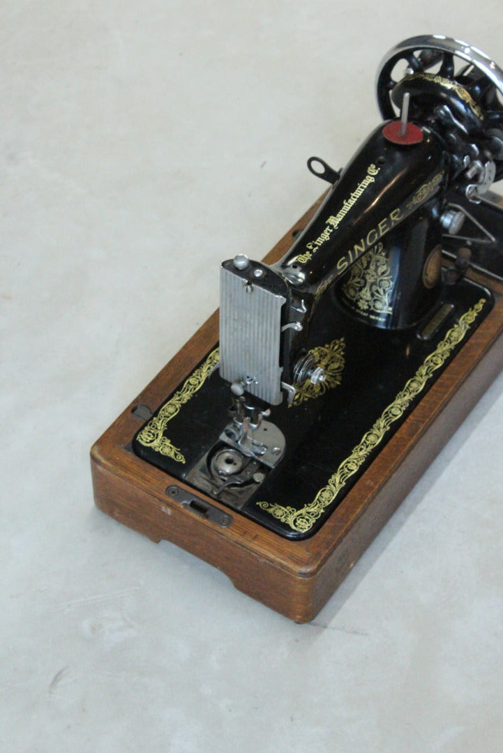 Singer Sewing Machine 99K - Kernow Furniture