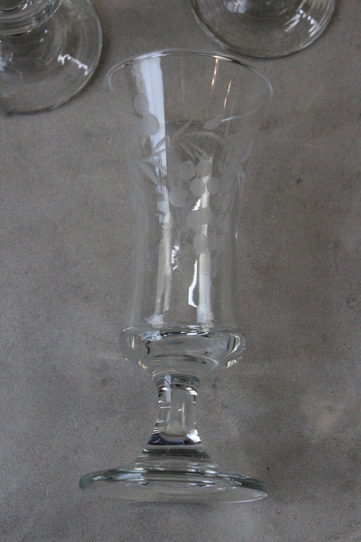4 Etched Sherry Glasses - Kernow Furniture