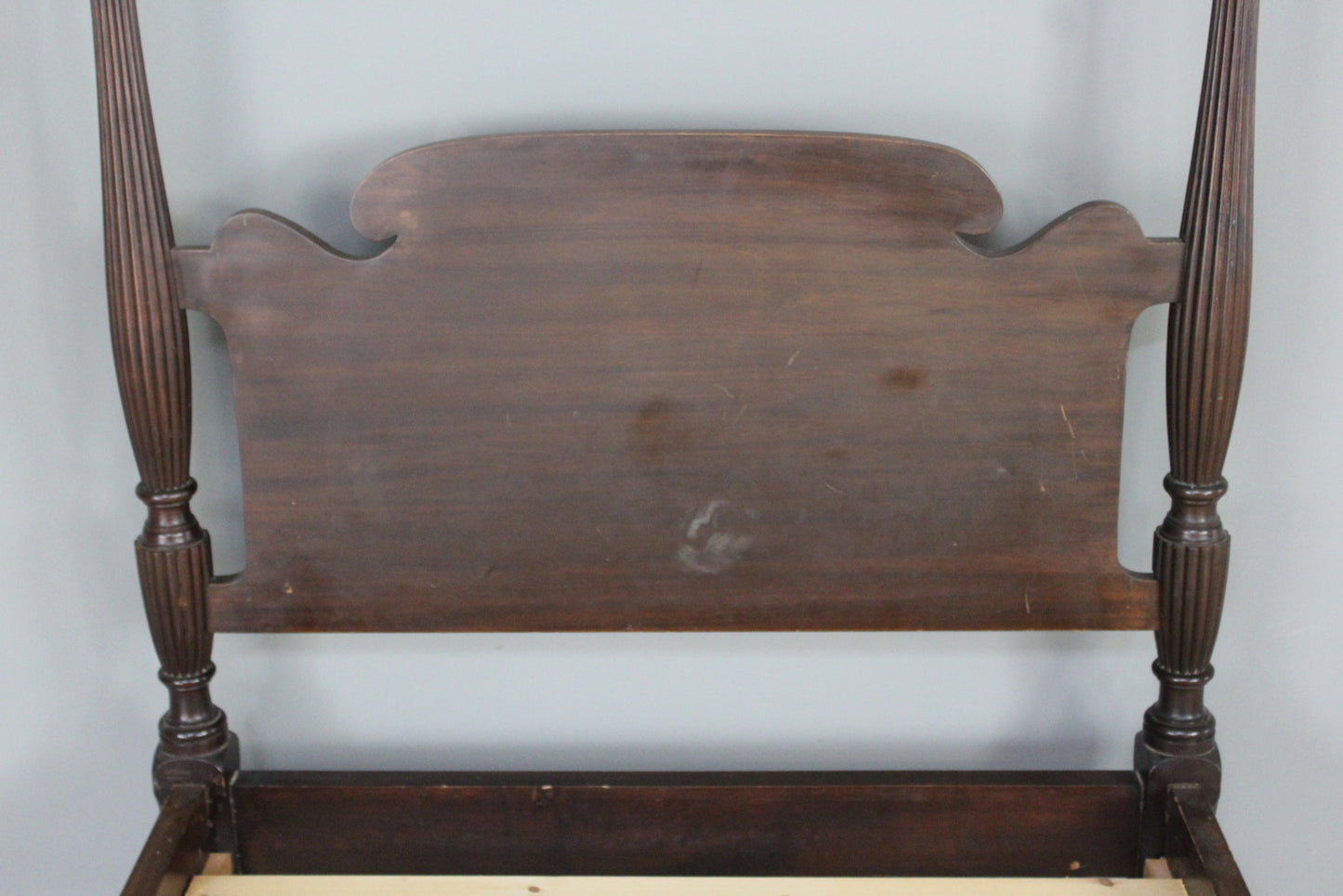 Antique Style Single Bed - Kernow Furniture