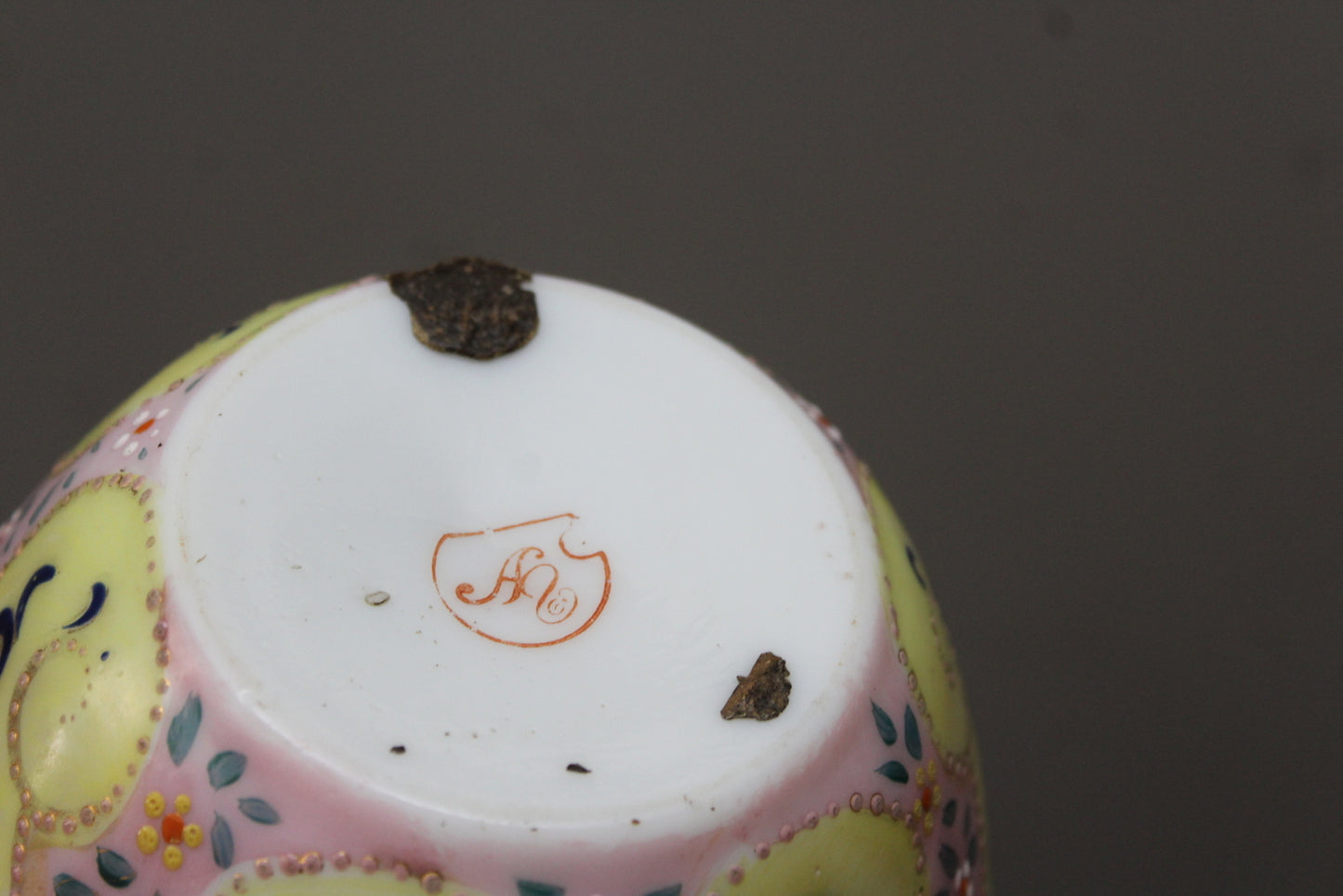 Opaque Glass Vase - Kernow Furniture