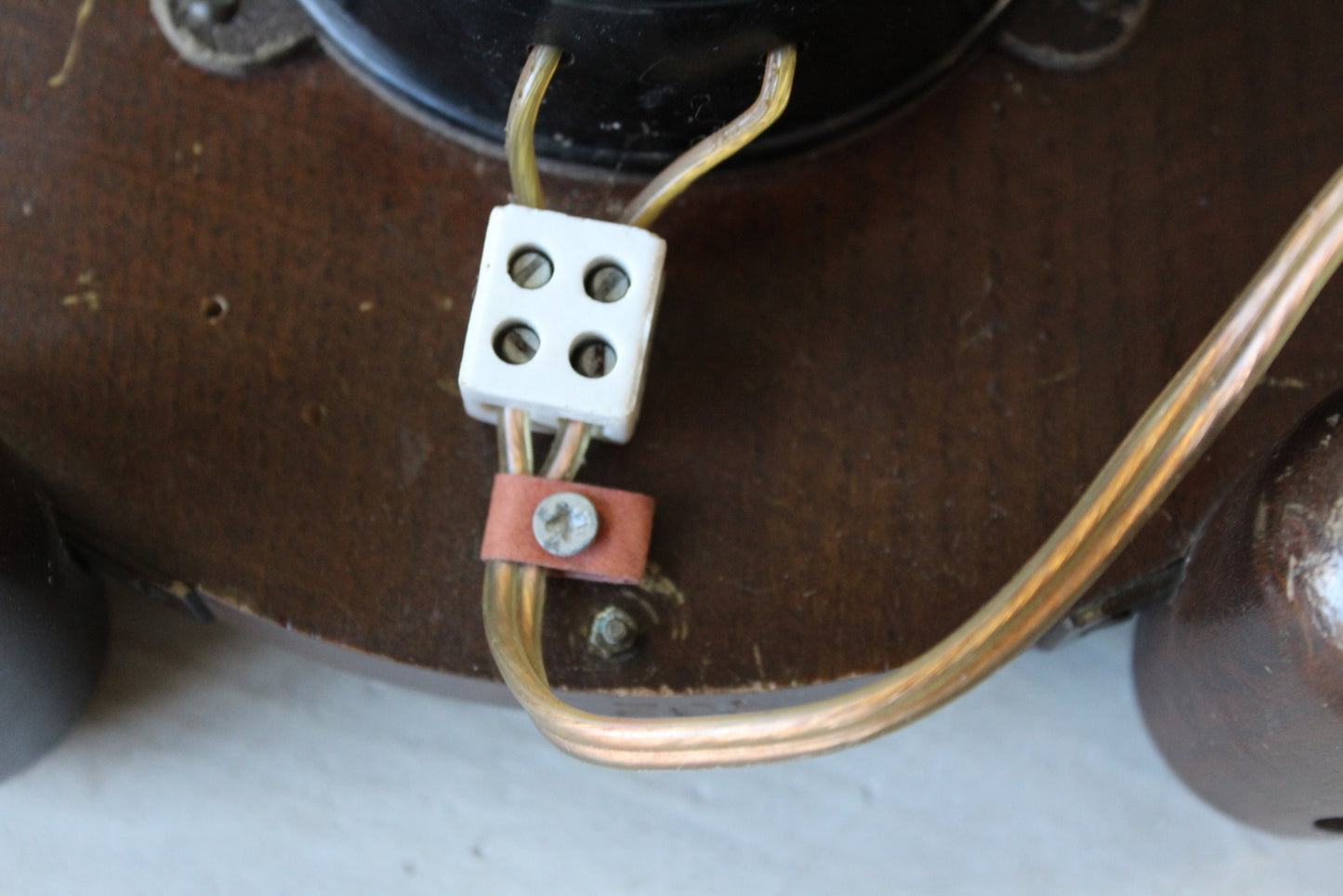 Metamec Oak Mantle Clock - Kernow Furniture