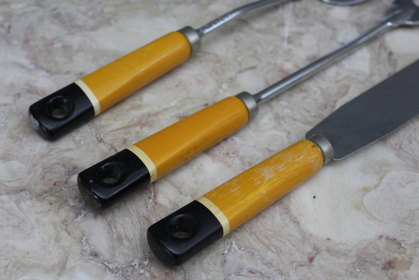 Vintage Nutbrown Kitchen Utensils - Kernow Furniture