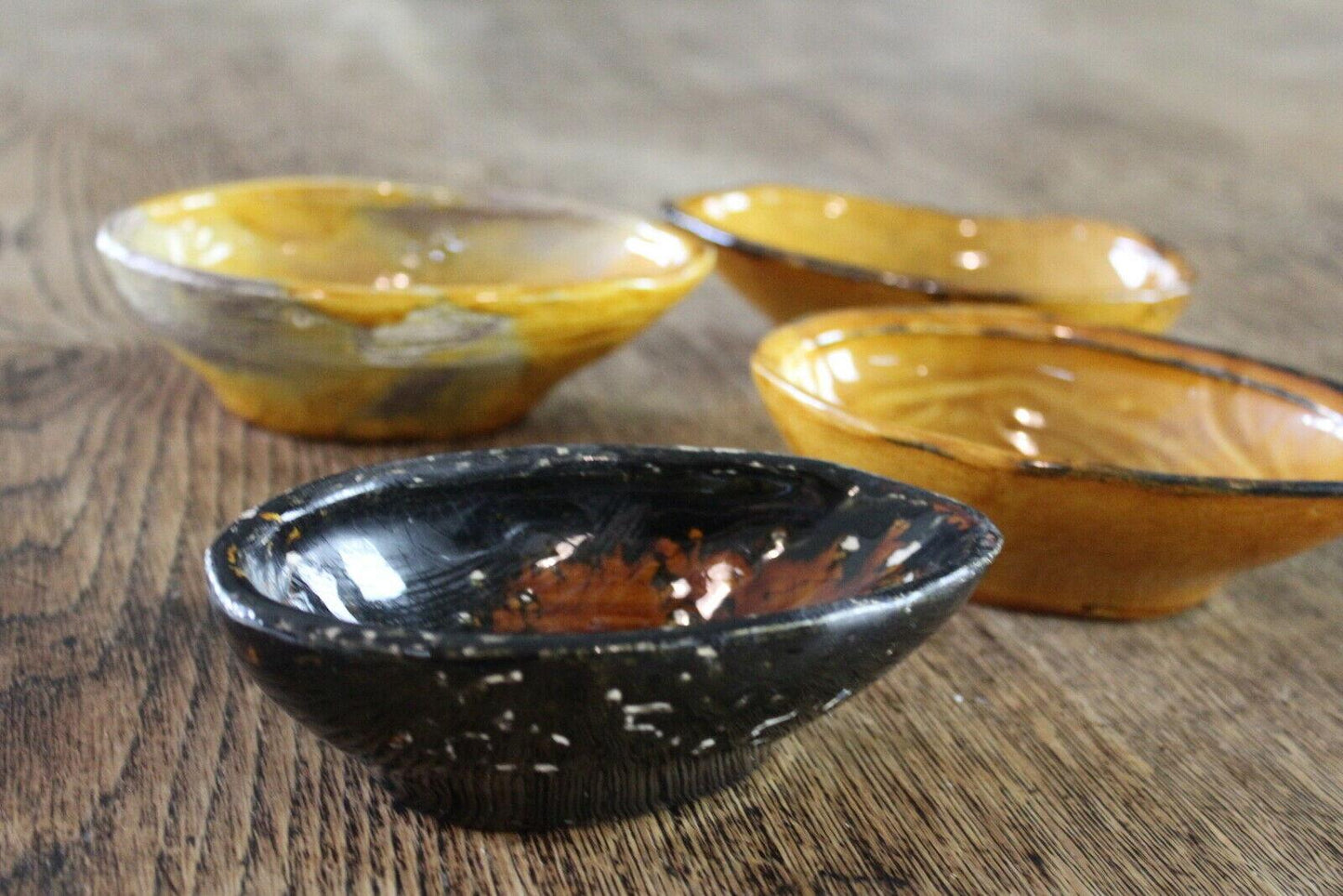 4 Glazed Avacado Shape Bowls - Kernow Furniture