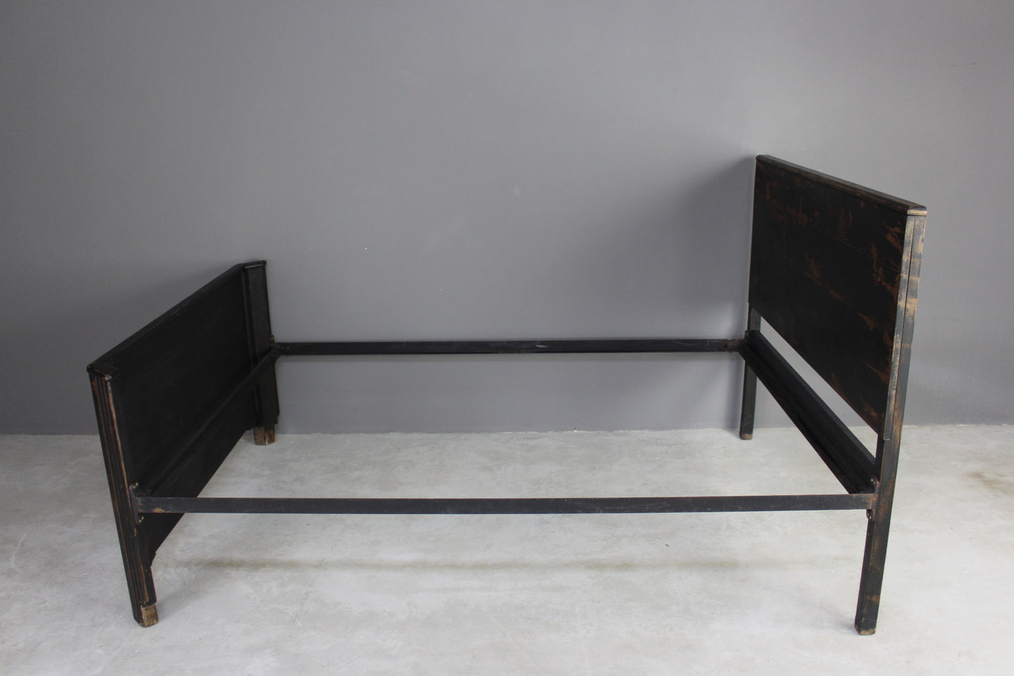 Vintage Black Double Bed - Kernow Furniture