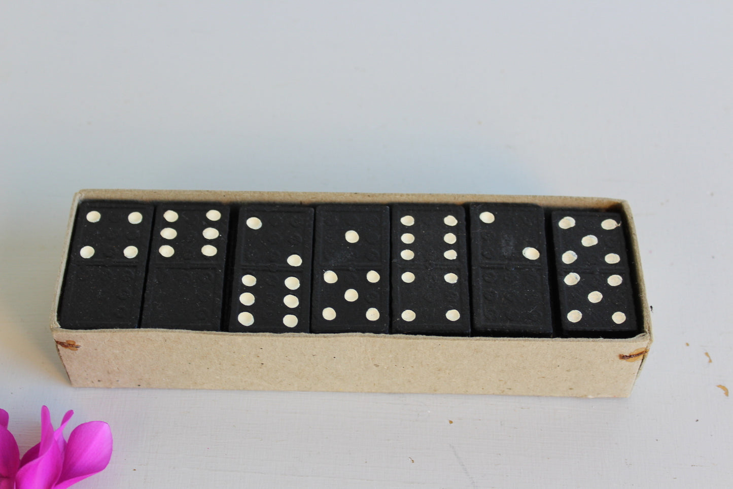 Chad Valley Dominoes - Kernow Furniture