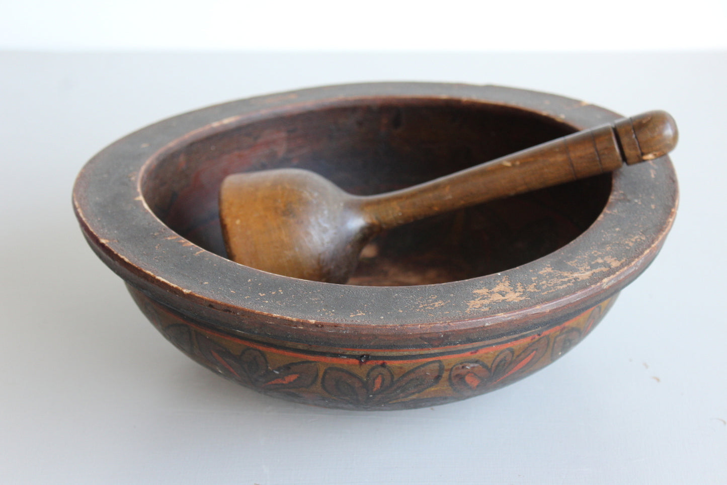 Folk Style Wooden Bowl - Kernow Furniture