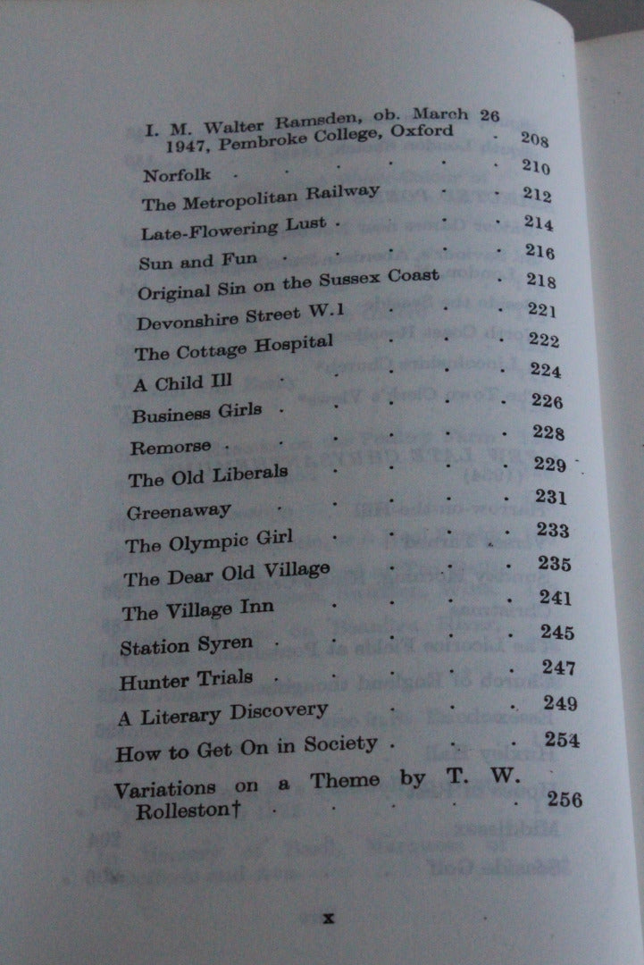 Collection Vintage Books - John Betjeman Dylan Thomas - Kernow Furniture