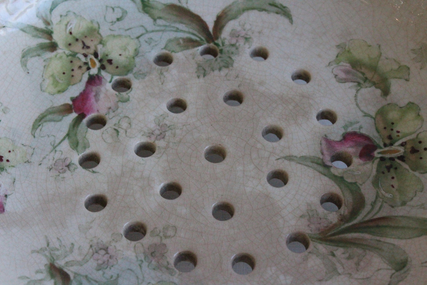 Antique Floral Fruit Berry Strainer - Kernow Furniture