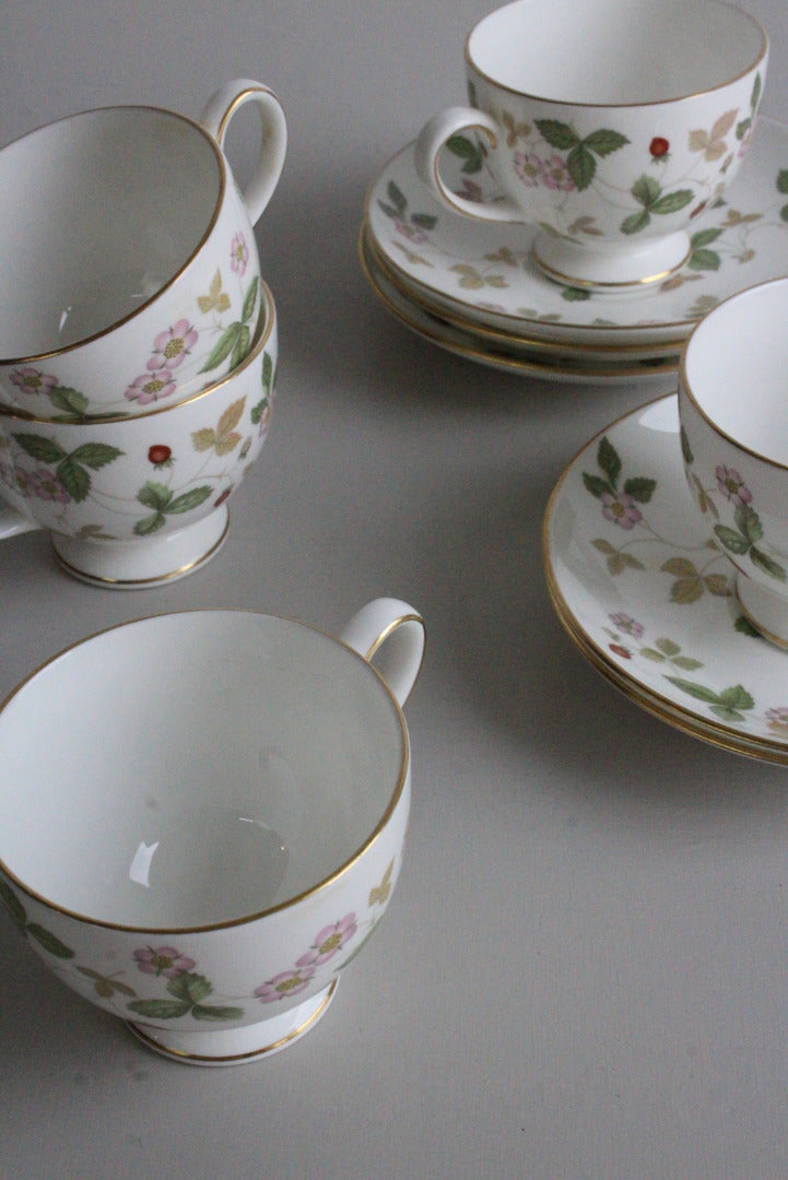 Wedgwood bone china wild cheap strawberry