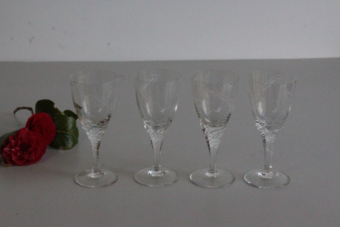 4 Vintage Wheat Sheaf Liquer Glasses - Kernow Furniture