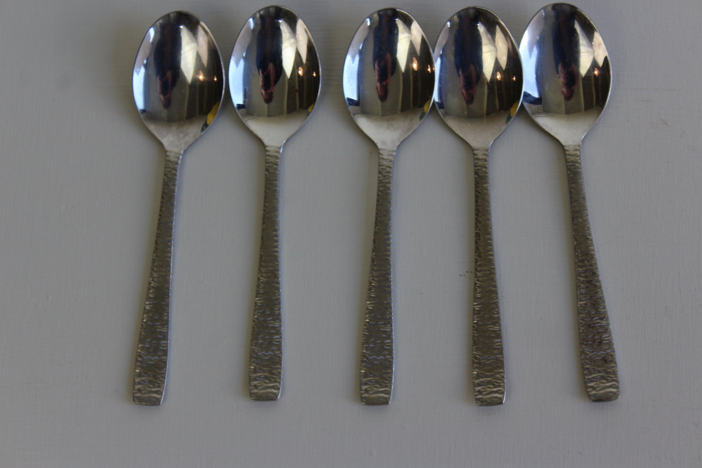 Retro Stainless Steel Cutlery Set - Kernow Furniture