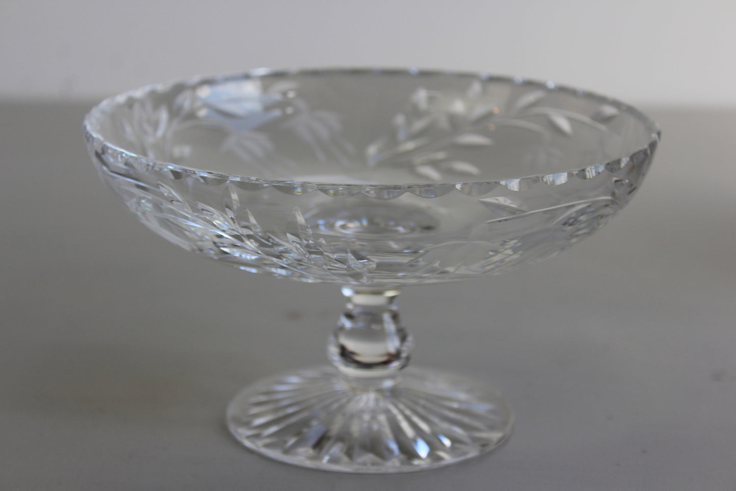 Stuart Crystal Bowl & Edinburgh Vase - Kernow Furniture