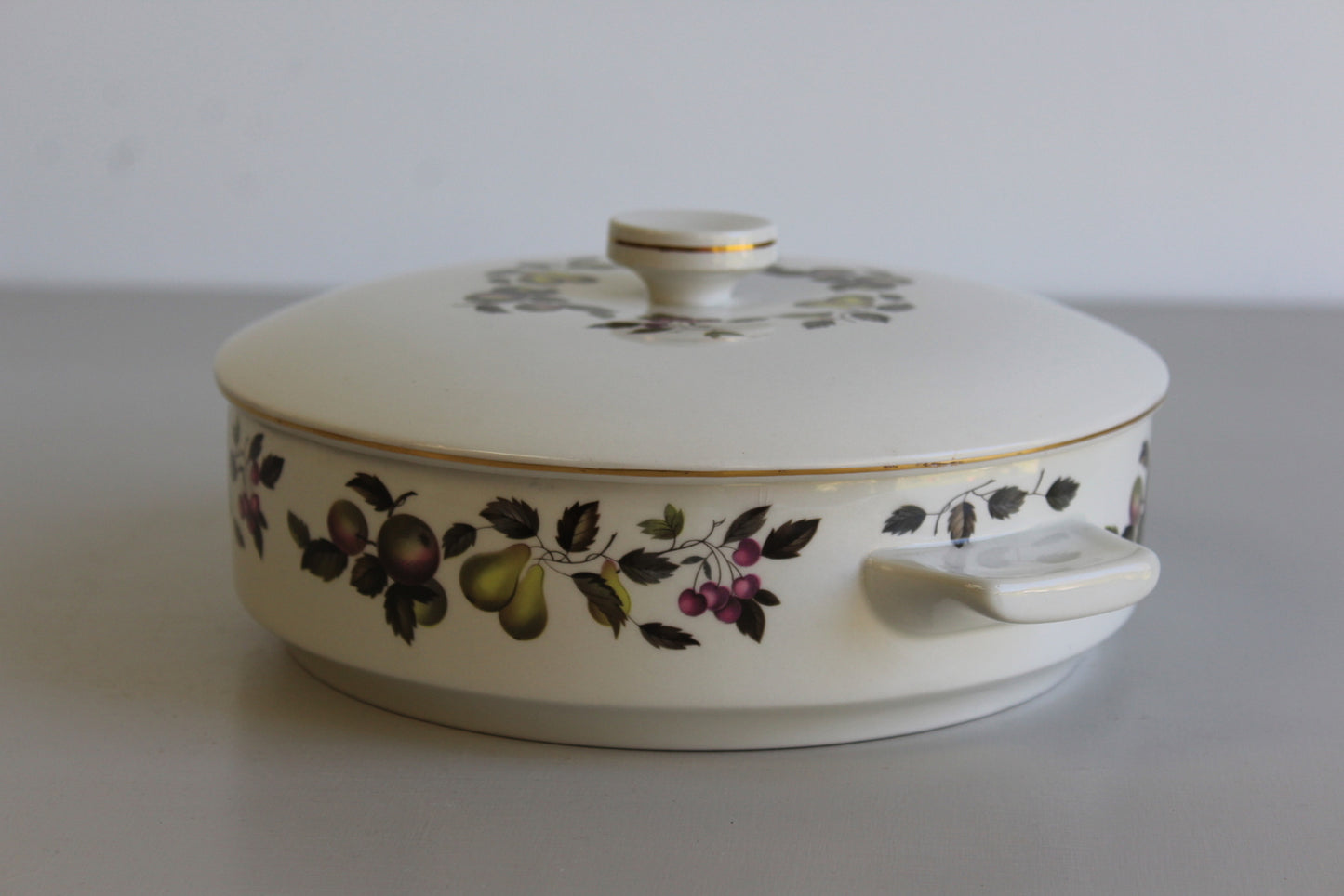 Vintage Midwinter Evesham Tureen Veg Dish - Kernow Furniture
