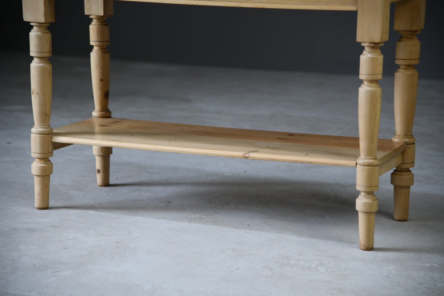 Rustic Pine Side Table - Kernow Furniture